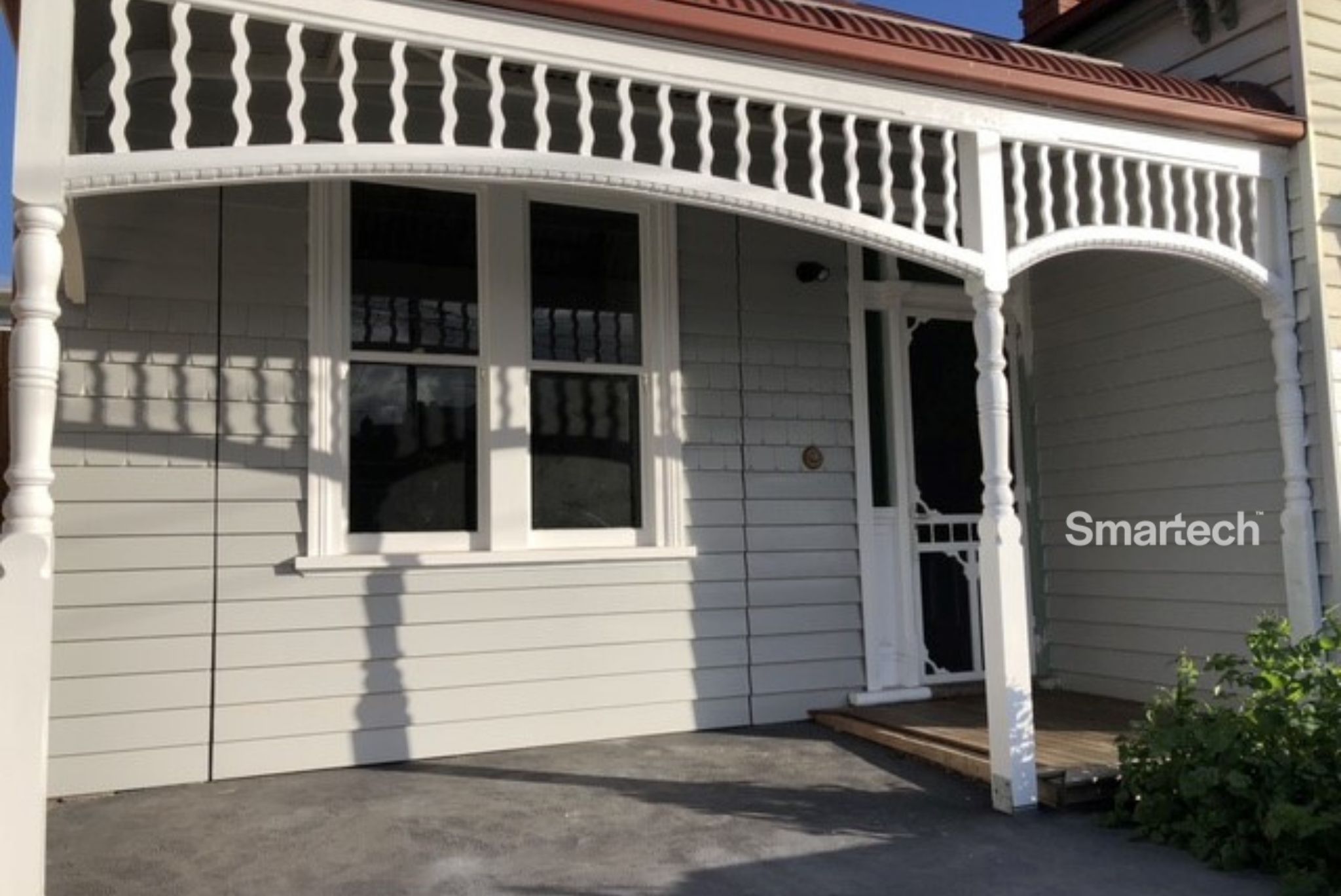 Smartech Preston House Folding Garage Door